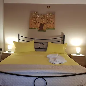 https://al-casolare.hotelinveneto.com