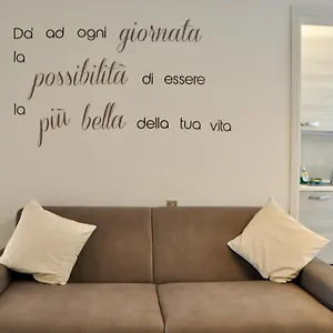 M.aurelio Light Brown Appartamento Milano