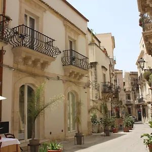 Splendida Santa Teresa Apartment